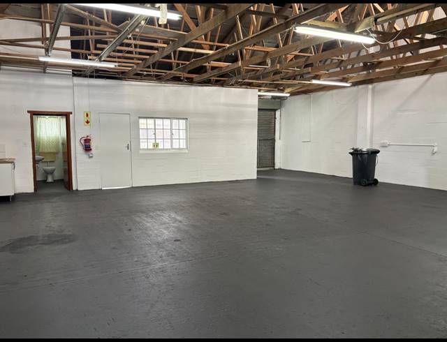 155M² FACTORY TO LET IN MAITLAND